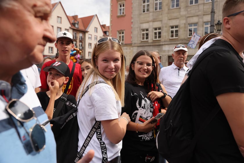 gwiazdy żużla na wrocławskim Rynku, 27.07.2023