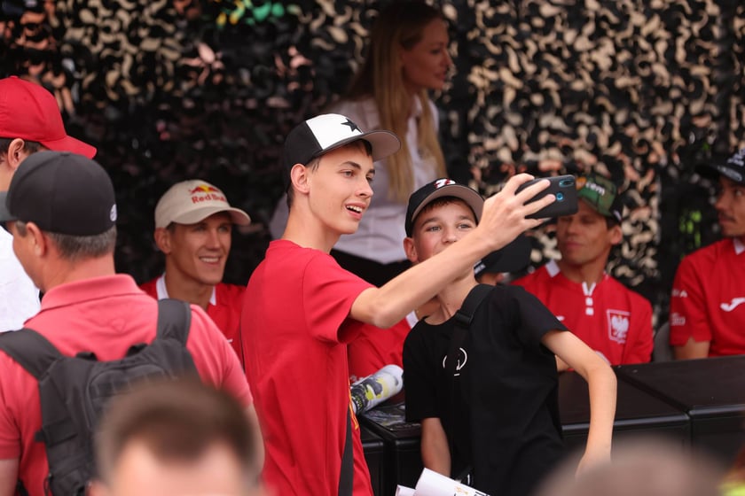 gwiazdy żużla na wrocławskim Rynku, 27.07.2023