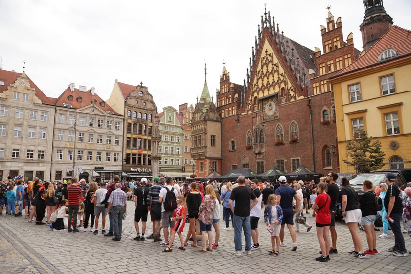 gwiazdy żużla na wrocławskim Rynku, 27.07.2023