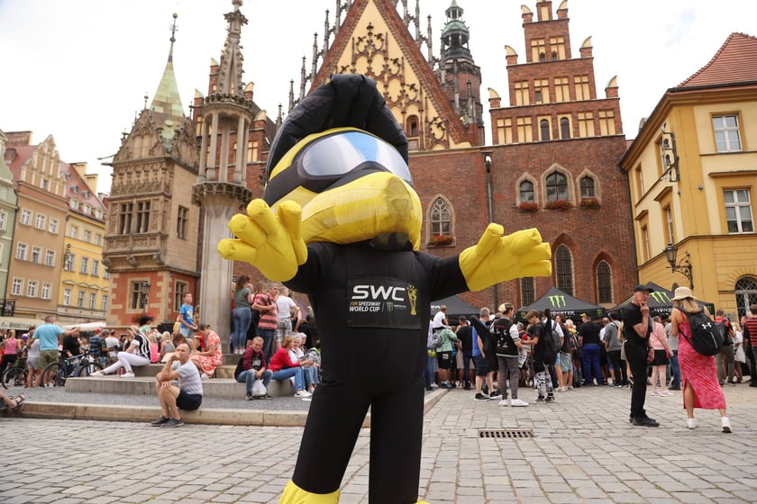 gwiazdy żużla na wrocławskim Rynku, 27.07.2023