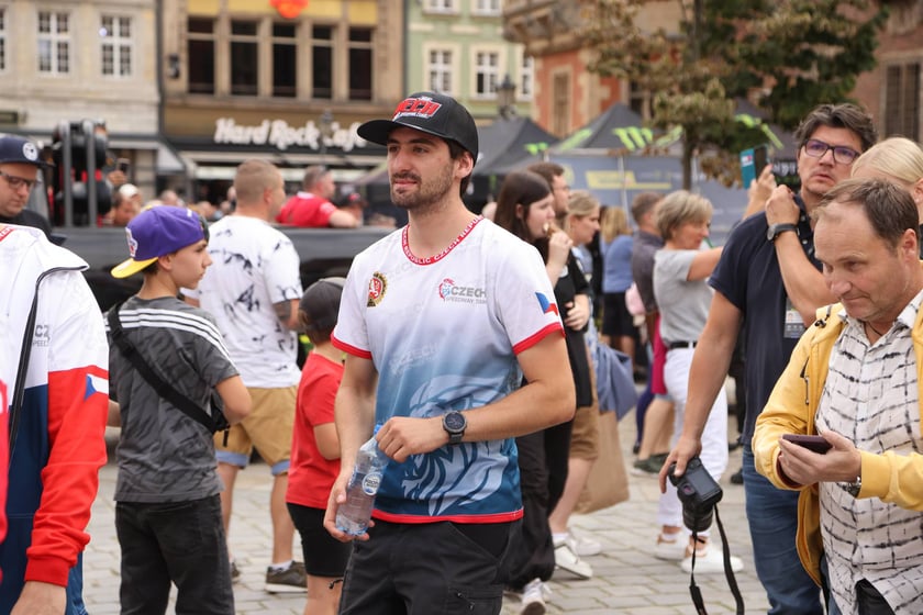 gwiazdy żużla na wrocławskim Rynku, 27.07.2023