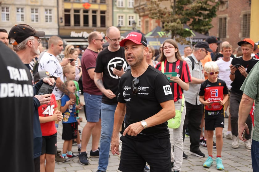 gwiazdy żużla na wrocławskim Rynku, 27.07.2023