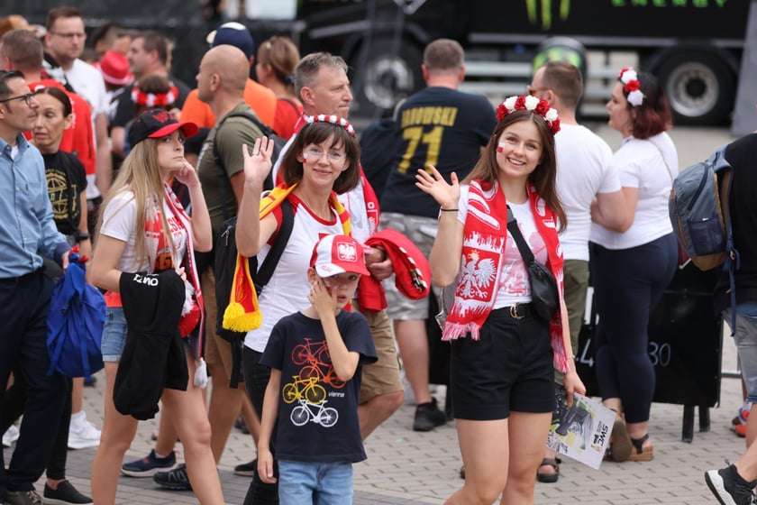 Kibice podczas Drużynowego Pucharu Świata w żużlu, Wrocław, 29 lipca 2023