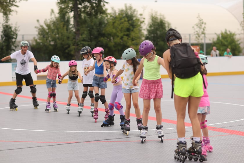 Potańcówka na rolkach ? Skate Night Wrocław odbyła się w piątkowy wieczór (18 sierpnia)