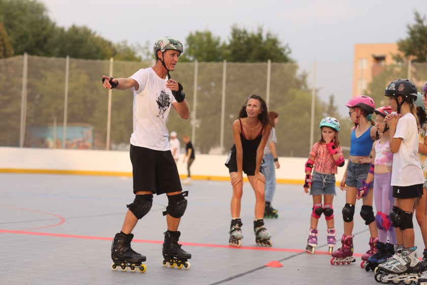 Potańcówka na rolkach ? Skate Night Wrocław odbyła się w piątkowy wieczór (18 sierpnia)