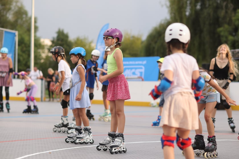 Potańcówka na rolkach ? Skate Night Wrocław odbyła się w piątkowy wieczór (18 sierpnia)