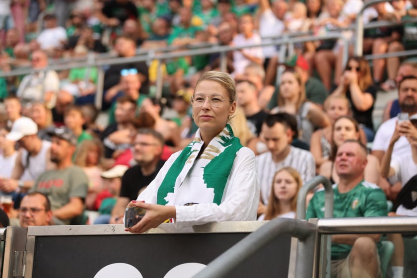 Taka atmosfera panowała na trybunach podczas meczu Śląsk Wrocław - Lech Poznań.