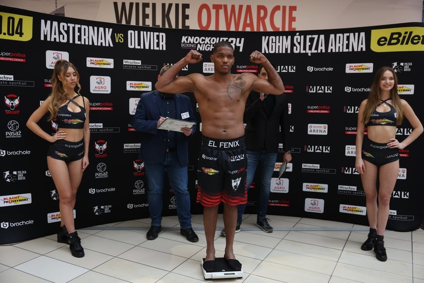 Knockout Boxing Night 34 - ważenie zawodników przed walką bokserską