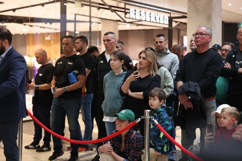 Knockout Boxing Night 34 - ważenie zawodników przed walką bokserską