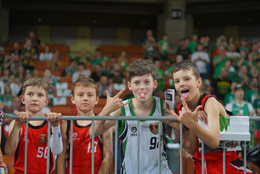 Mecz Śląska Wrocław z Treflem Sopot w Hali Stulecia.