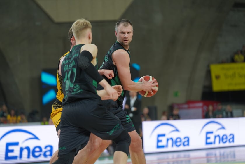 Mecz Śląska Wrocław z Treflem Sopot w Hali Stulecia.