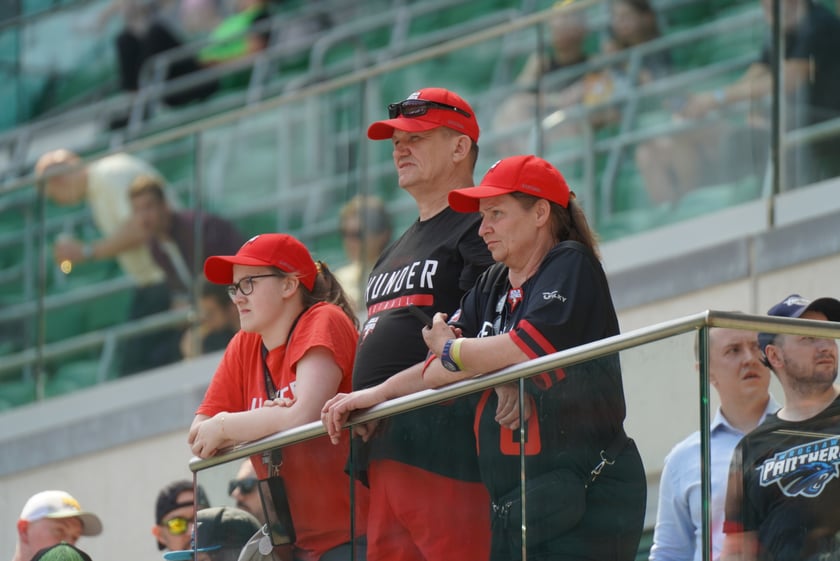 Mecz Panthers Wrocław - Berlin Thunder na Tarczyński Arenie i kibice - 26 maja