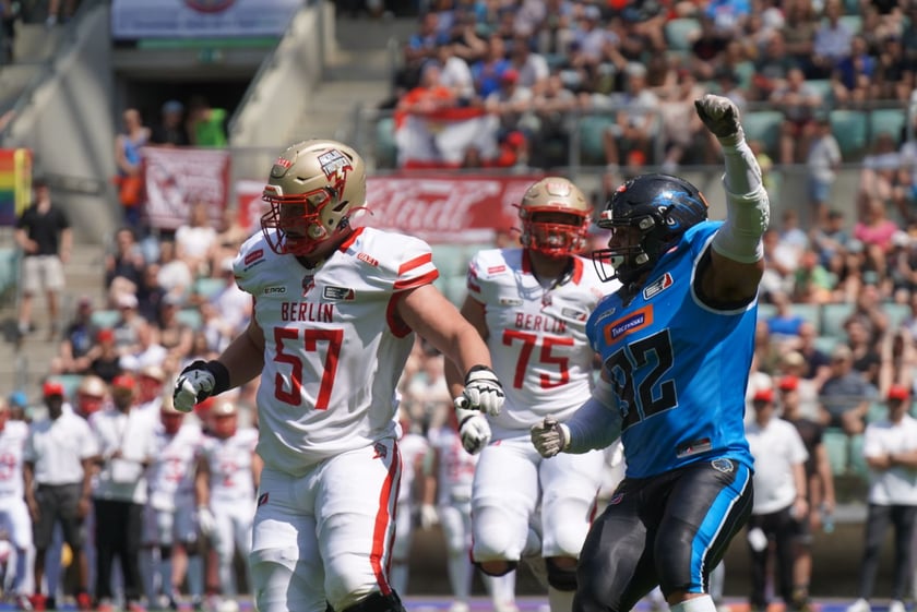 Mecz Panthers Wrocław - Berlin Thunder na Tarczyński Arenie i kibice - 26 maja