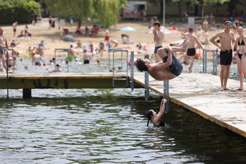 Wrocławianie na kąpielisku Morskie Oko, 30 czerwca 2024