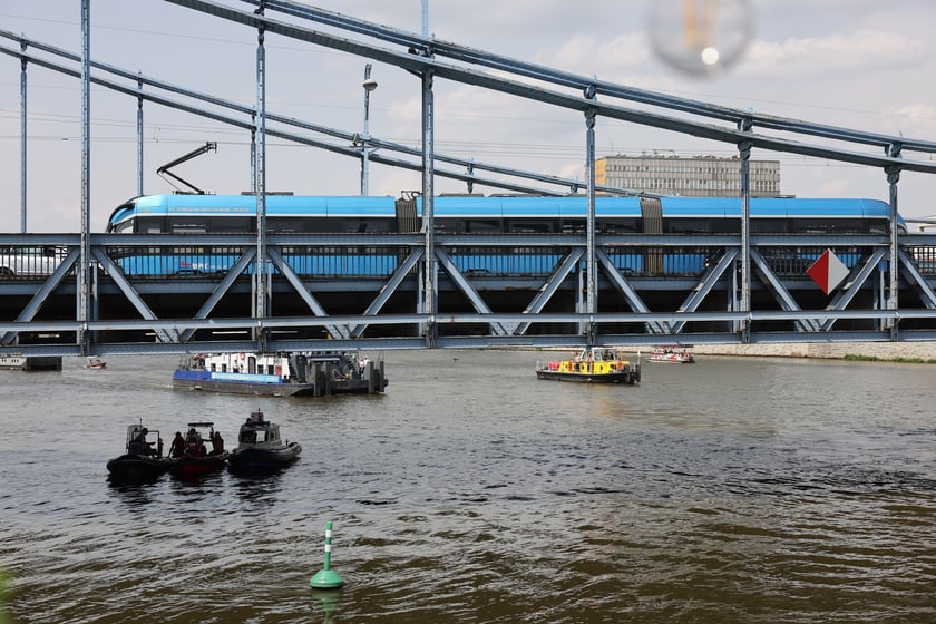 Parada statków na Dniu Marynarza Rzecznego, 30 czerwca 2024
