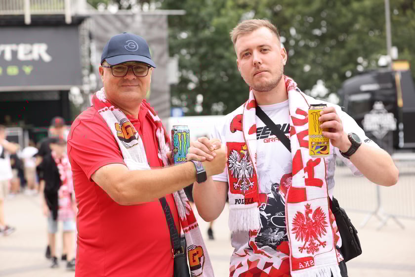 Żużel na Olimpijskim. Na zdjęciu kibice