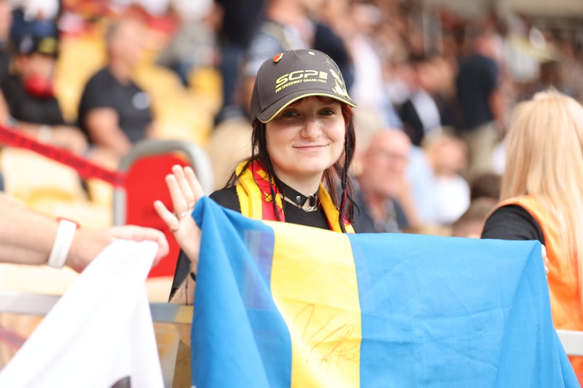 Żużel na Olimpijskim. Na zdjęciu kibice