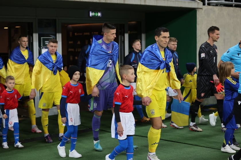 Mecz Ligi Narodów UEFA Ukraina - Czechy na Tarczyński Arenie Wrocław. Zdjęcia kibiców