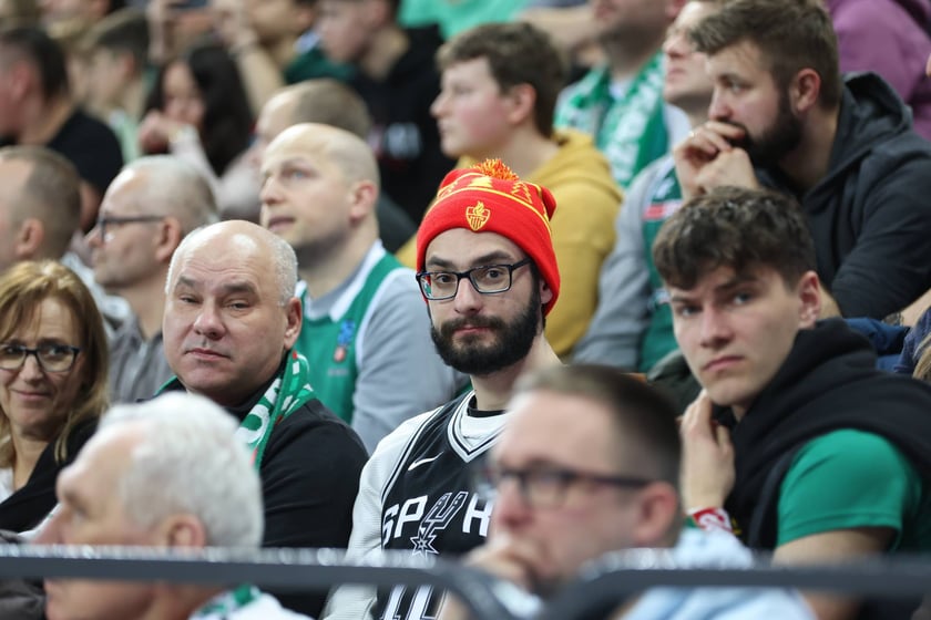 Meczu koszykówki w Hali Stulecia: Śląsk Wrocław - Legia Warszawa