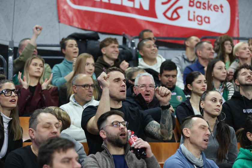 Meczu koszykówki w Hali Stulecia: Śląsk Wrocław - Legia Warszawa