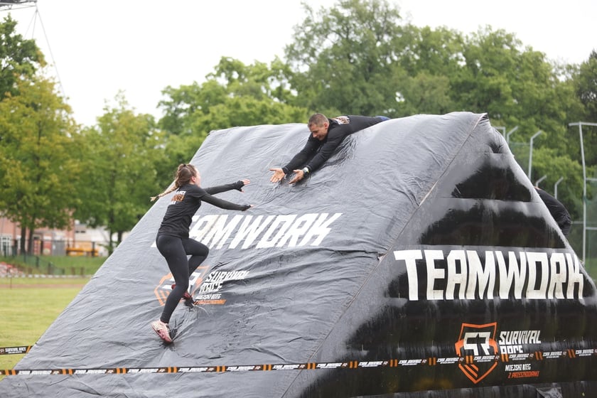 Uczestnicy Survival Race Wrocław 2025