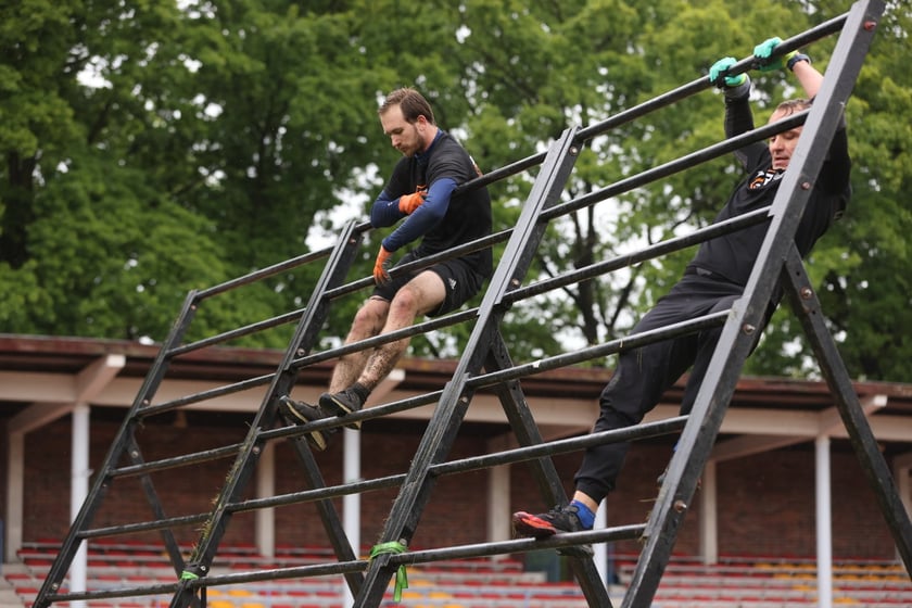 Uczestnicy Survival Race Wrocław 2025