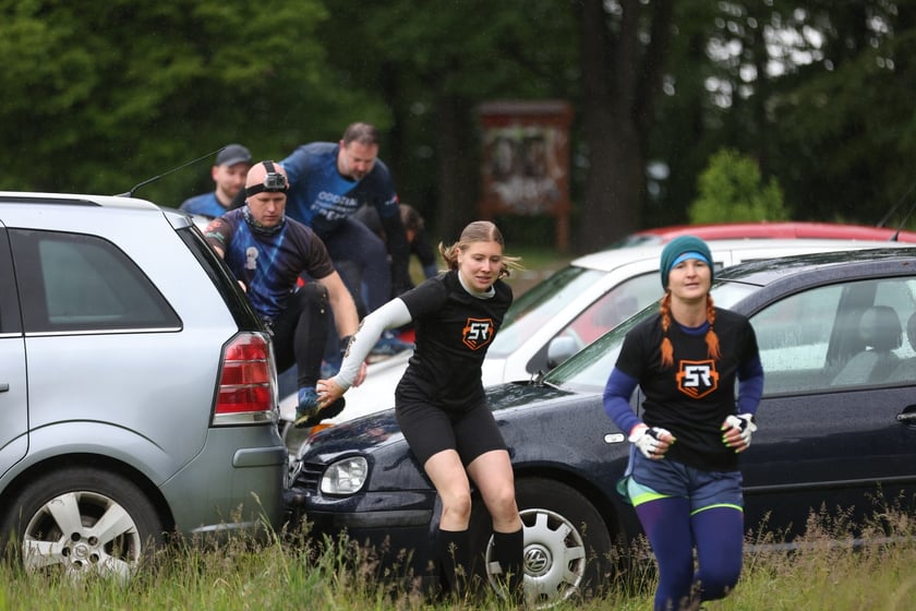 Uczestnicy Survival Race Wrocław 2025
