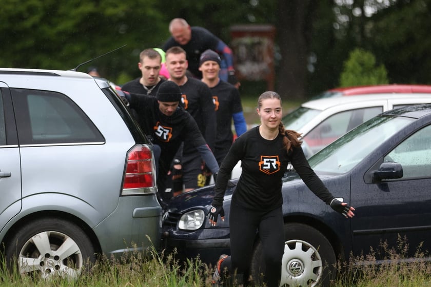 Uczestnicy Survival Race Wrocław 2025