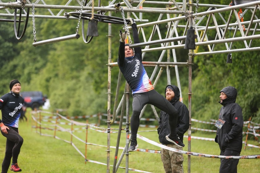 Uczestnicy Survival Race Wrocław 2025