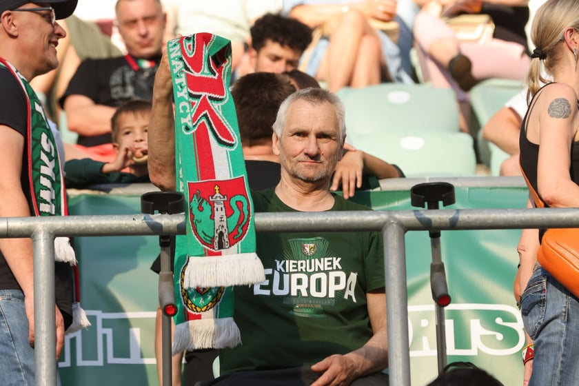 Mecz Śląsk-Wrocław vs Wieczysta Krak&oacute;w. Remis, a kibice na medal