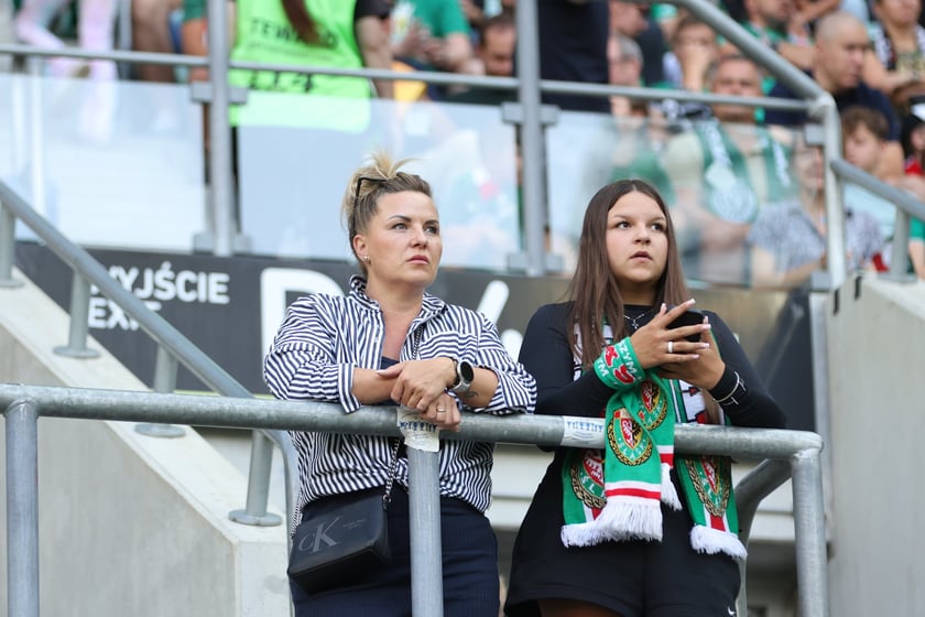Mecz Śląsk-Wrocław vs Wieczysta Krak&oacute;w. Remis, a kibice na medal