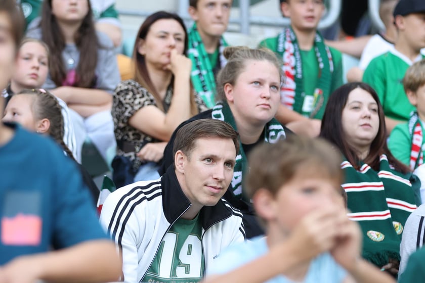 Mecz Śląsk-Wrocław vs Wieczysta Krak&oacute;w. Remis, a kibice na medal