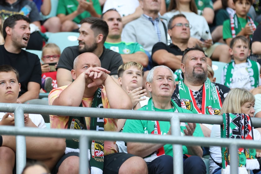 Mecz Śląsk-Wrocław vs Wieczysta Krak&oacute;w. Remis, a kibice na medal