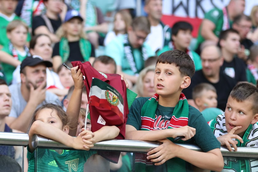 Mecz Śląsk-Wrocław vs Wieczysta Krak&oacute;w. Remis, a kibice na medal