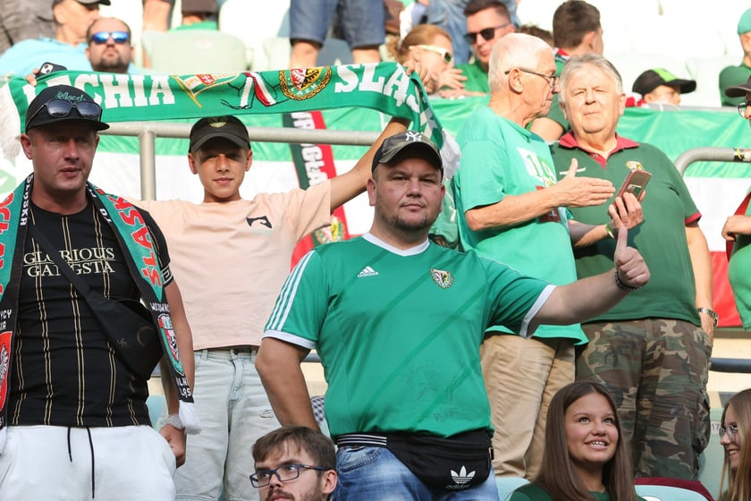 Mecz Śląsk-Wrocław vs Wieczysta Krak&oacute;w. Remis, a kibice na medal