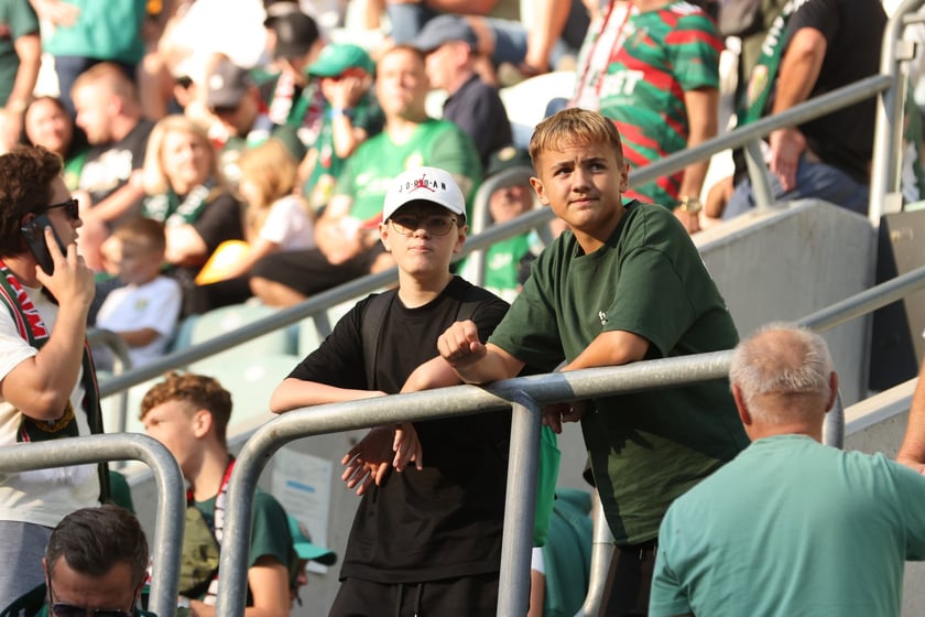 Mecz Śląsk-Wrocław vs Wieczysta Krak&oacute;w. Remis, a kibice na medal