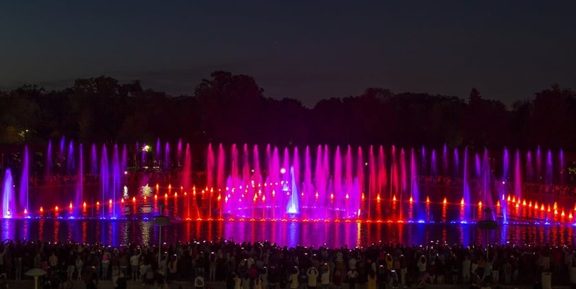 Pokaz fontanny multimedialnej we Wrocławiu. Pierwszy pokaz specjalny po dwuletniej przerwie