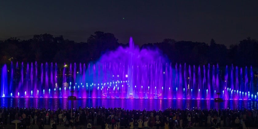 Pokaz fontanny multimedialnej we Wrocławiu. Pierwszy pokaz specjalny po dwuletniej przerwie