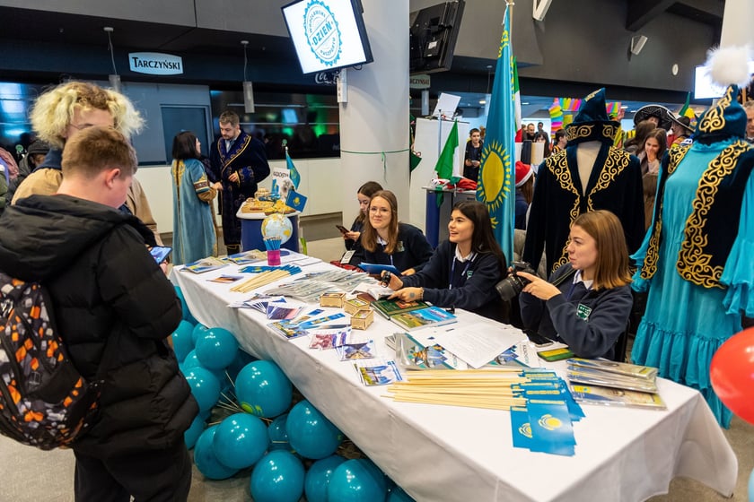 Wrocławski Dzień Paszportu. Parada konsluów oraz wydarzenia i spotkania podczas Dnia Paszportów