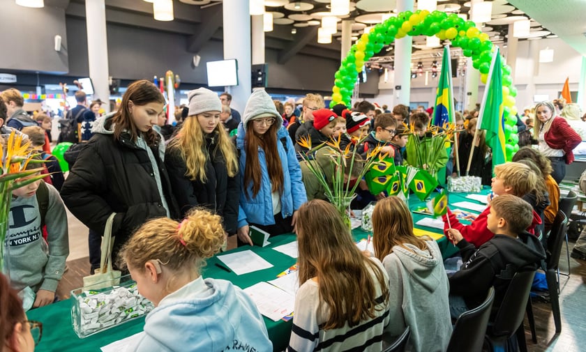 Wrocławski Dzień Paszportu. Parada konsluów oraz wydarzenia i spotkania podczas Dnia Paszportów