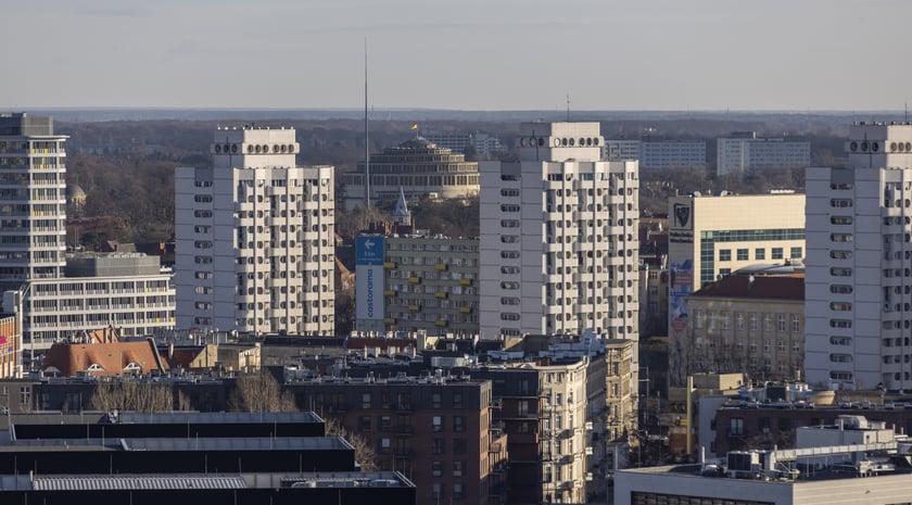 Na zdjęciu panorama Wrocławia widziana z tarasu na wieży katedry na Ostrowie Tumskim