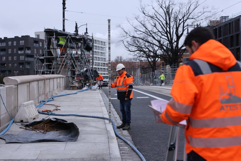 Próba obciążenia na mostach Pomorskich - 10 stycznia 2023