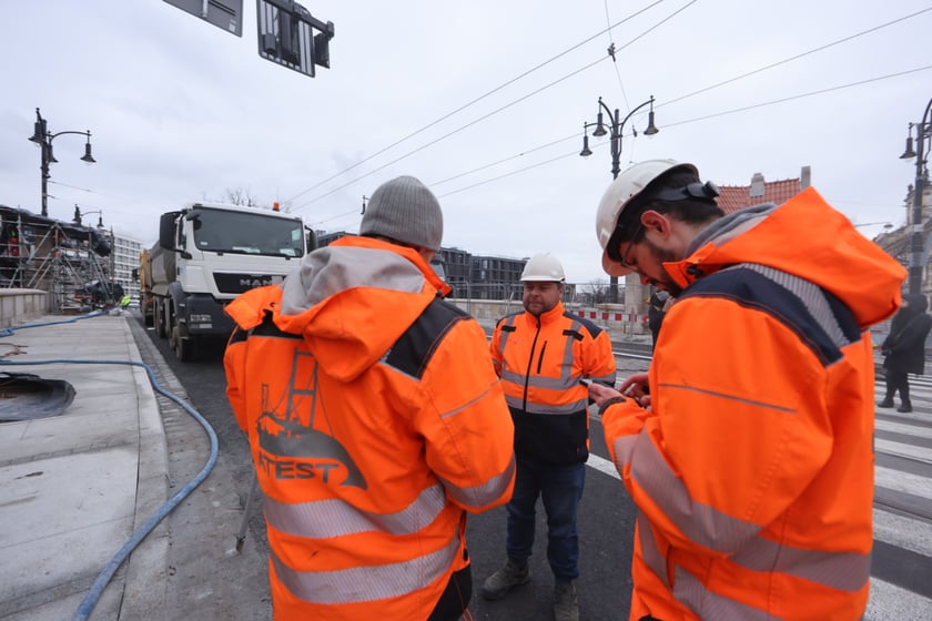 Próba obciążenia na mostach Pomorskich - 10 stycznia 2023