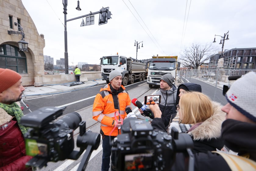Próba obciążenia na mostach Pomorskich - 10 stycznia 2023