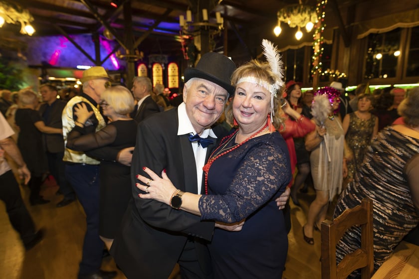 Bal maskowy seniorów z okazji Dnia Babci i Dziadka