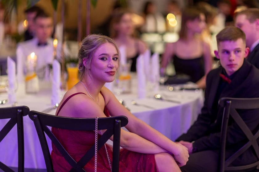 Studniówka XIV LO we Wrocławiu, 21 stycznia 2023 r., Hotel Q Plus na Bielanach Wrocławskich