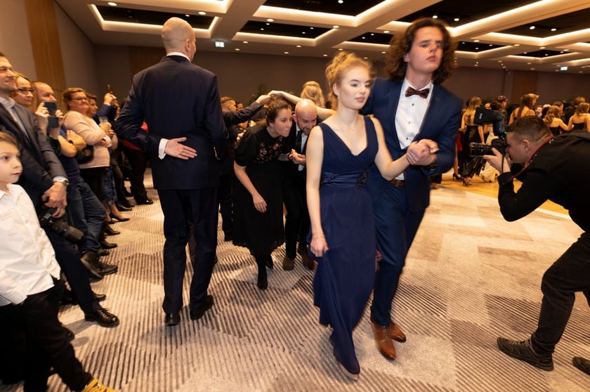 Studniówka XIV LO we Wrocławiu, 21 stycznia 2023 r., Hotel Q Plus na Bielanach Wrocławskich