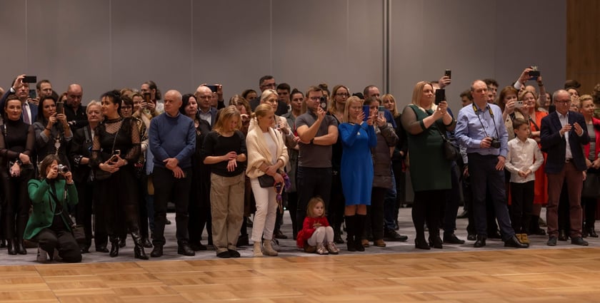 Studniówka XIV LO we Wrocławiu, 21 stycznia 2023 r., Hotel Q Plus na Bielanach Wrocławskich