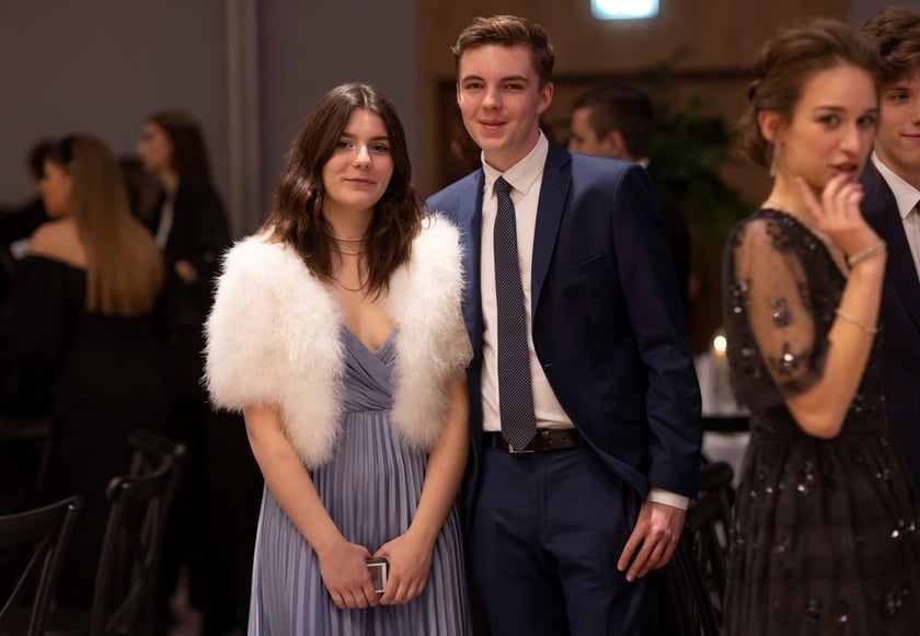 Studniówka XIV LO we Wrocławiu, 21 stycznia 2023 r., Hotel Q Plus na Bielanach Wrocławskich