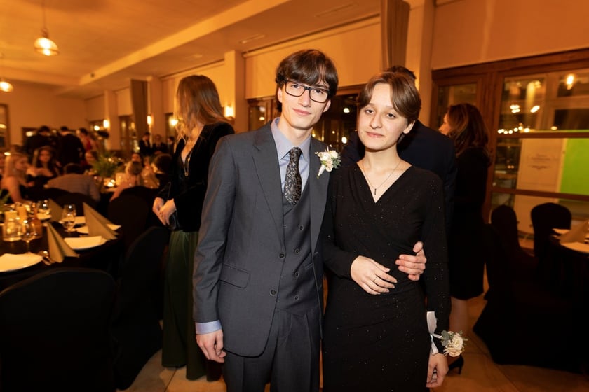 Na zdjęciu licealiści III LO na balu studniówkowym 21.01.2023 r.